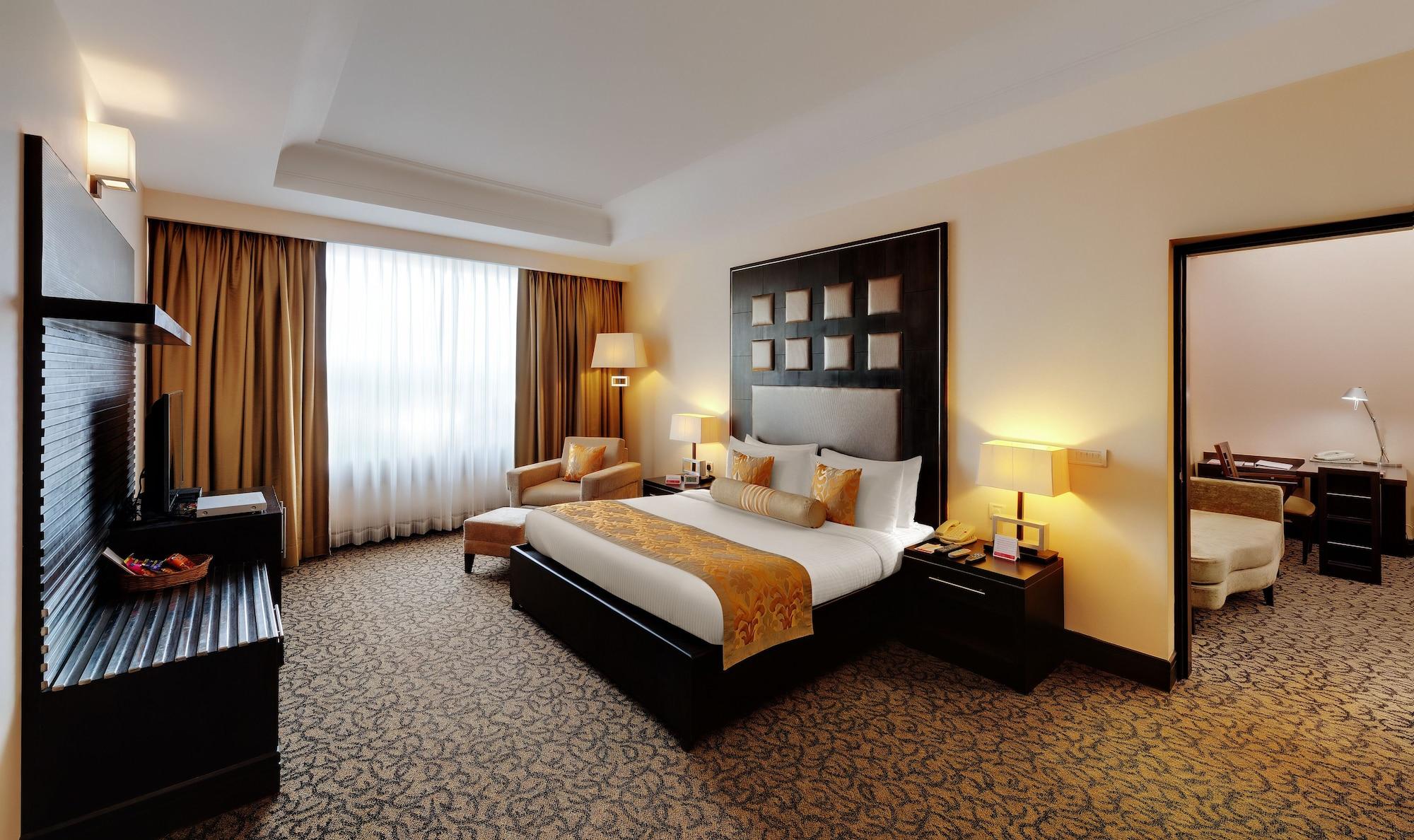 Ramada Plaza By Wyndham Jhv