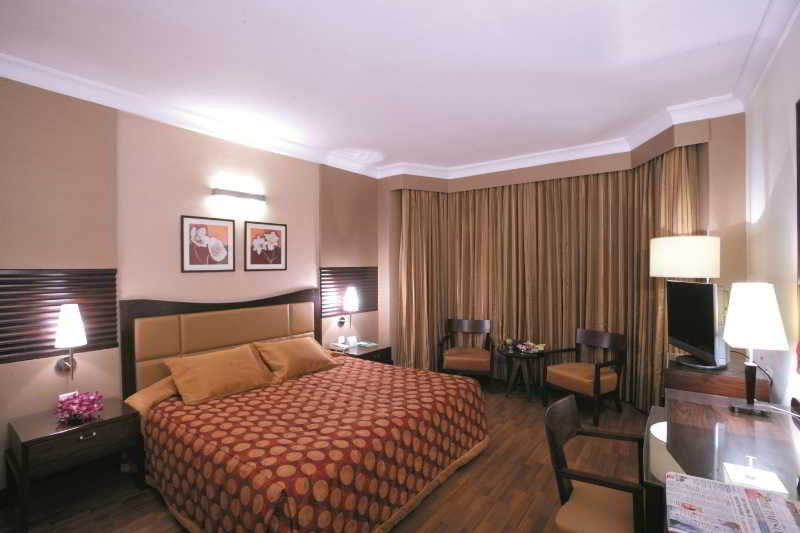 Ramada Plaza By Wyndham Jhv 5* Varanasi