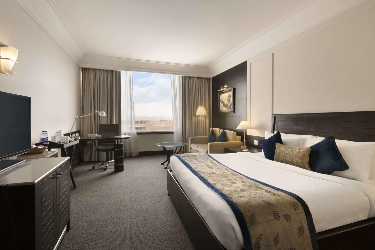Ramada Plaza By Wyndham Jhv Hotel 5*